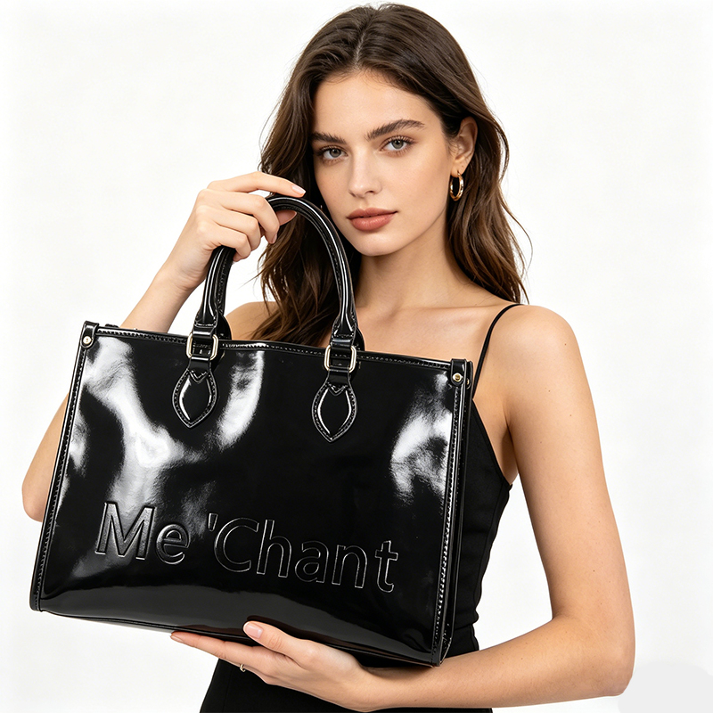 Structured Handbag Work - حقيبة يد نسائية سوداء لامعة من