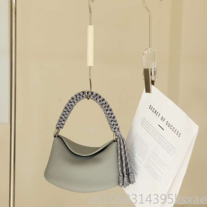 حقيبة كتف نسائية من الجلد الطب - مراجعة Structured Handbag Work وسعره